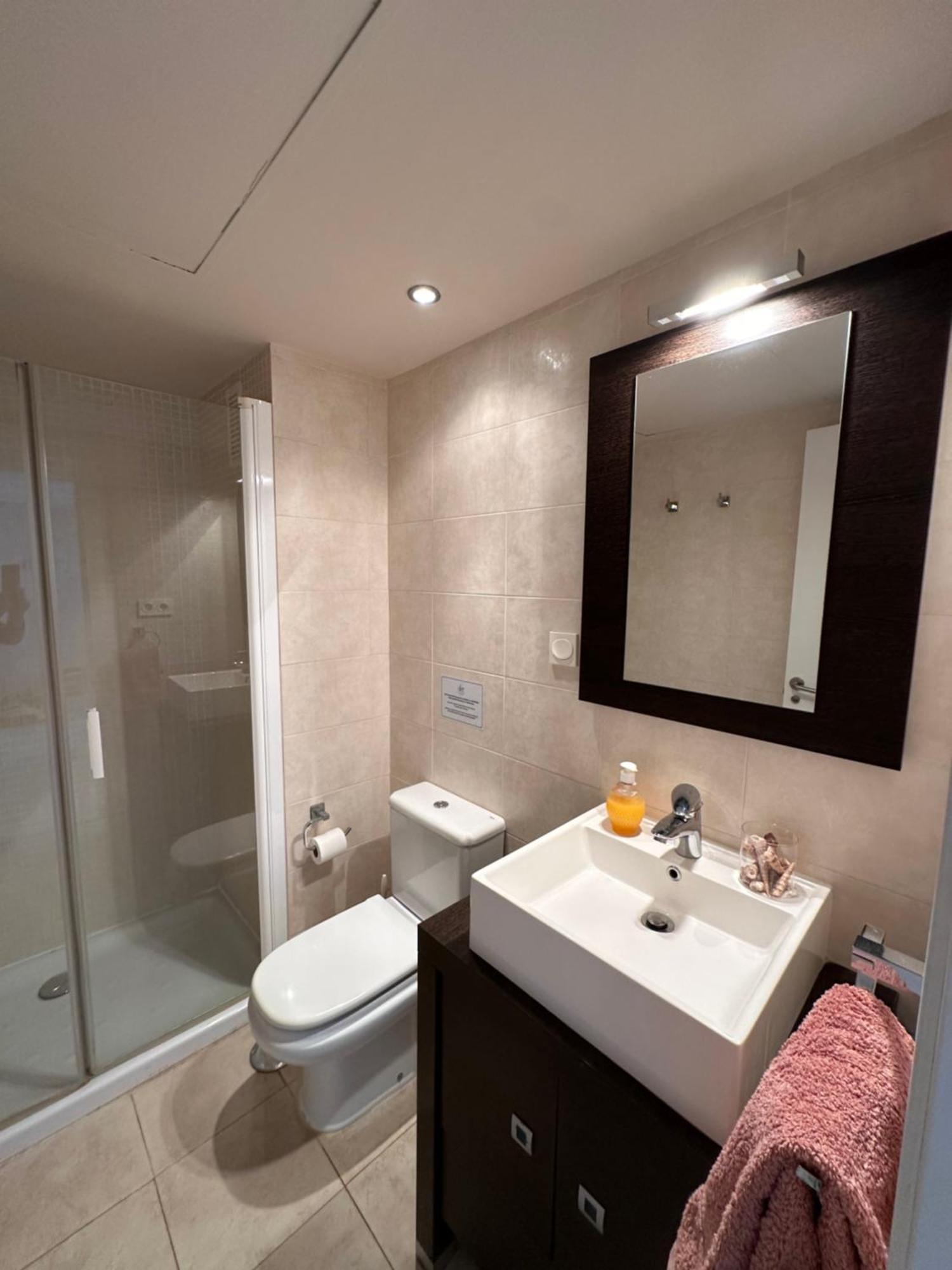 Apartamento Frente Al Mar Con Parking Privado Торокс Екстериор снимка